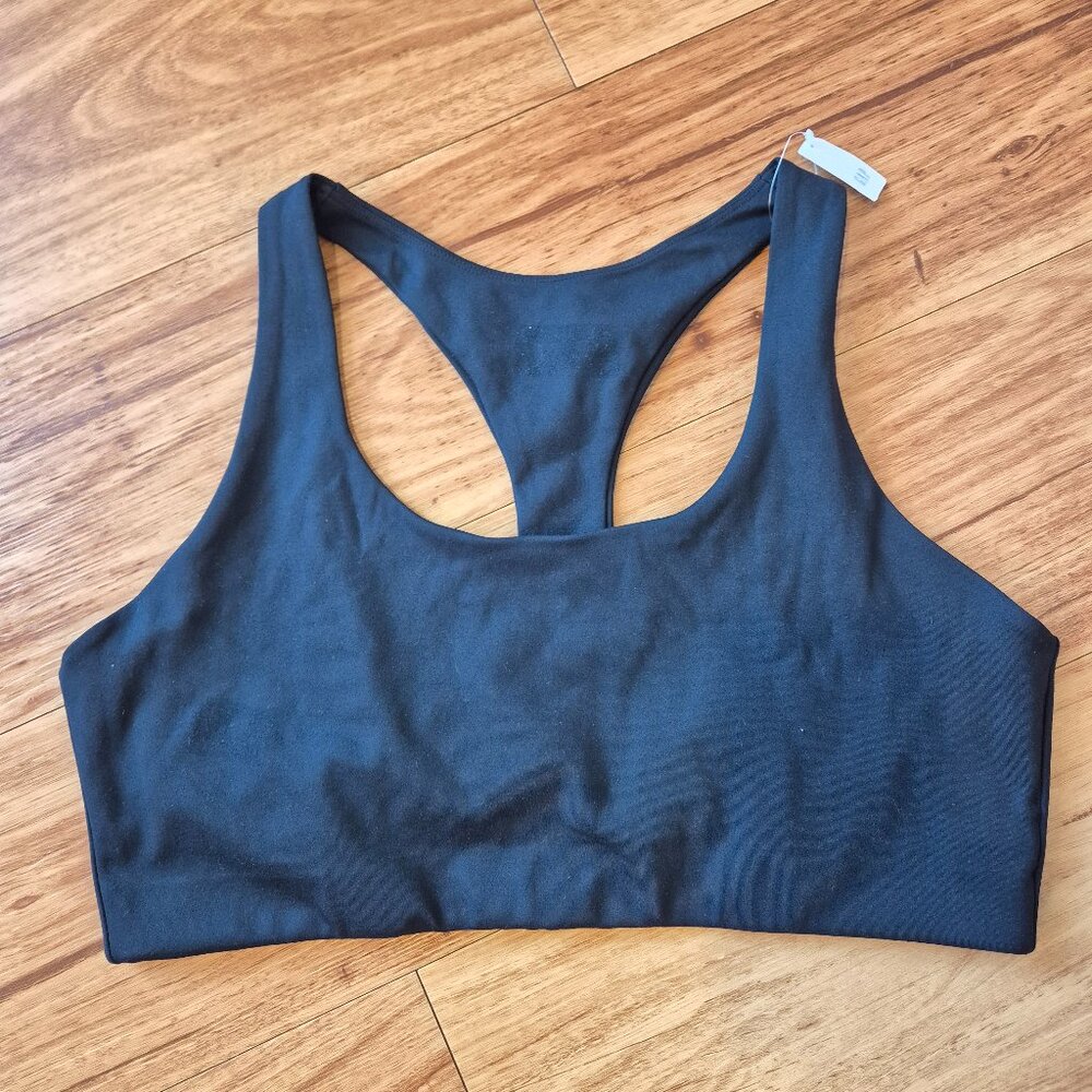 NWT GapFit Black Racer Back Sports Bra Size XL